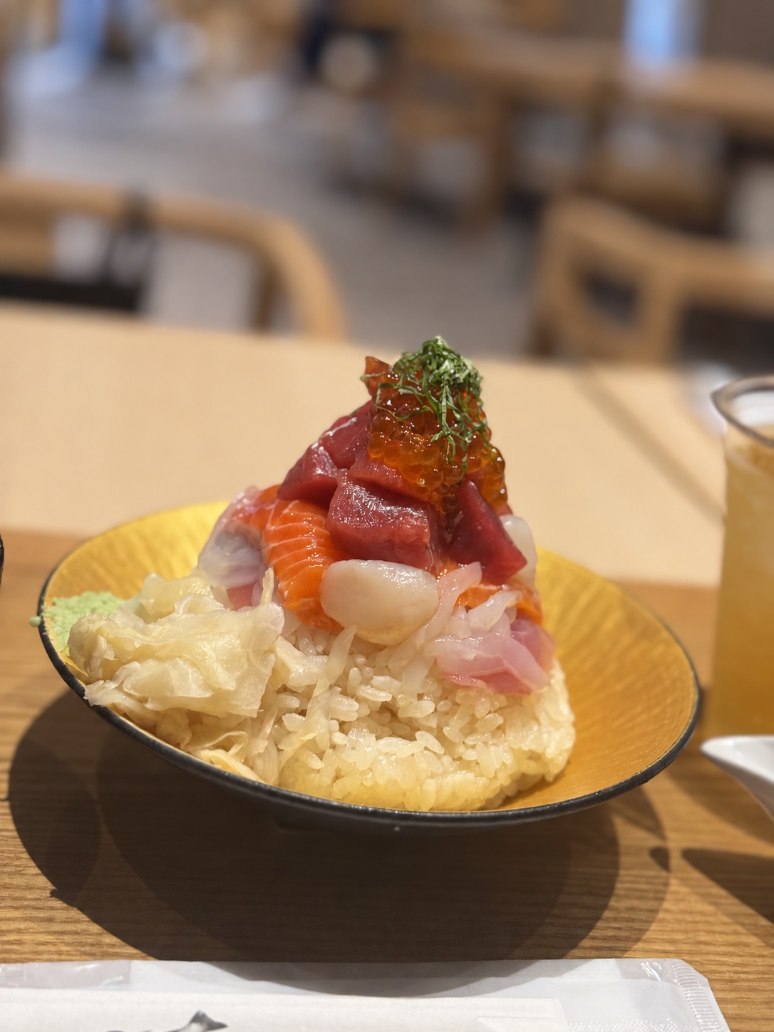 まるり水産で食べた海鮮丼